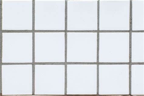 Sanded vs. Unsanded Tile Grout: Basics, Pros & Cons