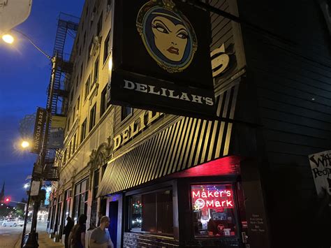 Delilah's - Chicago Cocktail Compass