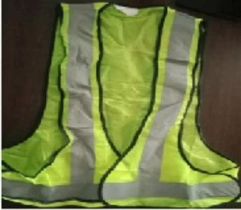 Safety Vest - Reflective Safety Vest Trader - Wholesaler / Distributor ...