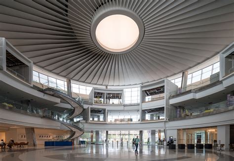 EXCLUSIVE First Look: American Airlines Unveils Brand New Fort Worth ...