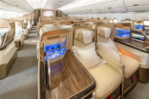 Fly Emirates Business Class 的图像结果