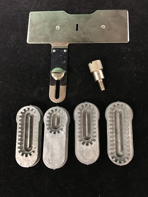 Image result for Singer Buttonhole Tutorial