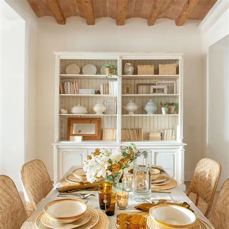 57 vitrinas para guardar y decorar el salón, la cocina, el office...