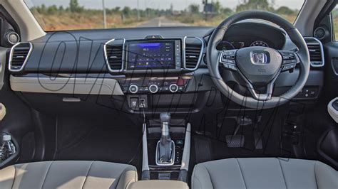 Honda City e:HEV 2022 ZX interior Car Photos - Overdrive