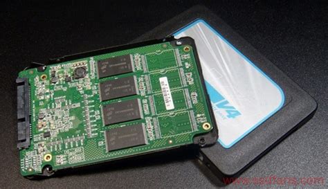 如何给电脑更换一个新的SSD硬盘-从挑选到安装优化 - 都叫兽软件 | 都叫兽软件