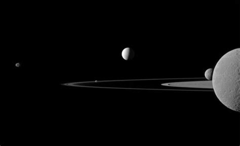 土星 的图像结果