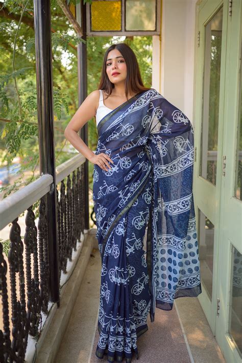 Saree – Page 5 – RODDUR