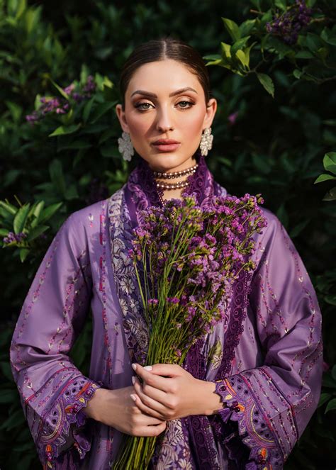 Shurooq Luxury Lawn '24 – PORTIA – YourLibaas