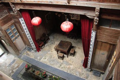 PIG'S INN HUANGSHAN BISHAN - Guesthouse Reviews, Photos, Rate ...