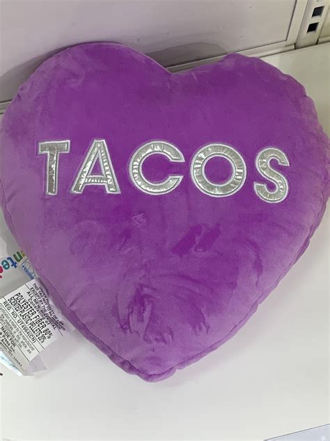 I love taco flavored kisses : southpark