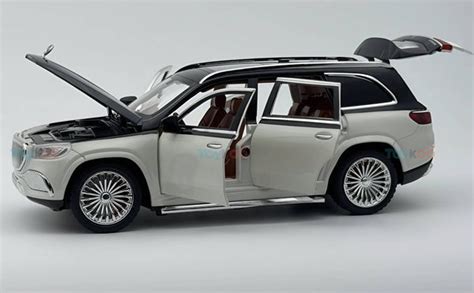 Shop Mercedes-Maybach GLS600 1:18 Diecast Car Online – Toykoo