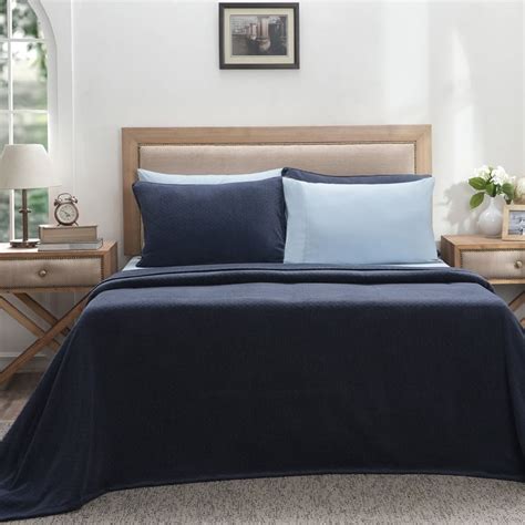 Buy MASPAR Blaize Cotton Quilted Single Bed Cover from Maspar at just ...