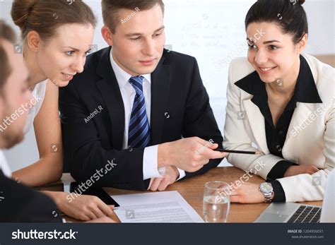 Business People Background 的图像结果