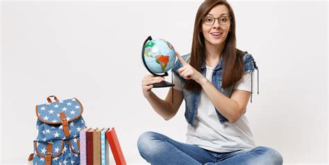 Importance of Student Travel Insurance for People Studying Abroad| Axis ...
