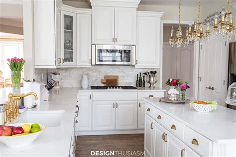 White Kitchen Cabinets And Quartz Countertops – Things In The Kitchen
