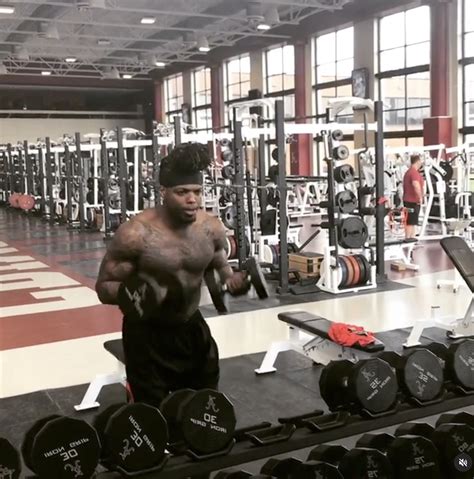 NFL star Derrick Henry's $250,000-plus yearly body and fitness regime ...