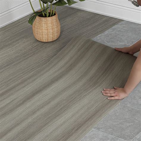WIFEA Vinyl Flooring Roll 23.6"x 118"/19 Sq.Ft, Wood Grain Self ...