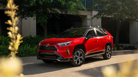 2025 RAV4 PHEV: New Name, Same Proven Toyota Hybrid Powertrain