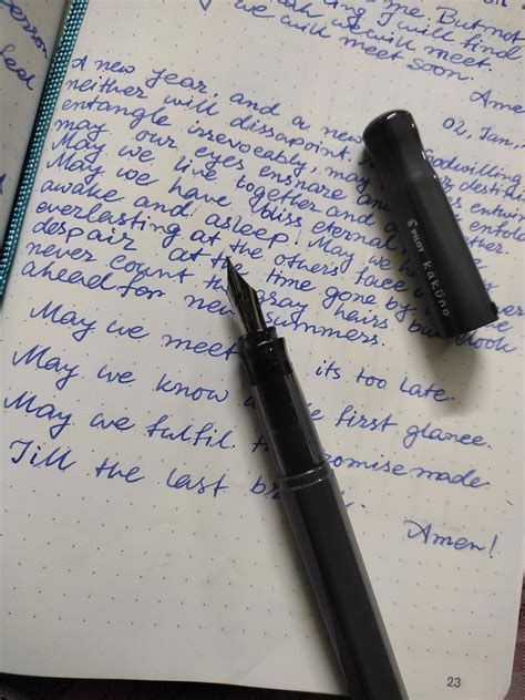 Pilot Kakuno Medium-Nib Fountain Pen, Black Body Gray Cap Body (FKA-1SR ...