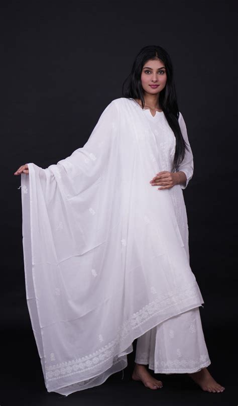 Women's Lakhnavi Handcrafted Cotton Chikankari Kurta And Palazzo Set W