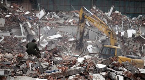 At least 8 dead in hotel collapse in eastern China; 9 remain missing ...