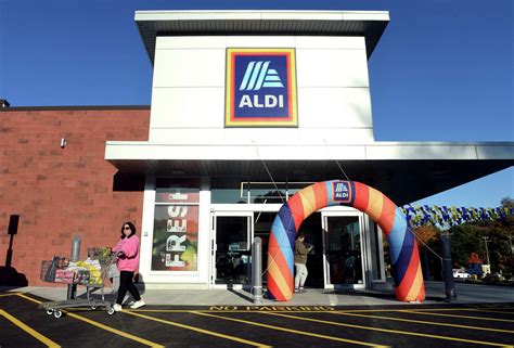 Monroe finally welcomes new Aldi, about a year after groundbreaking