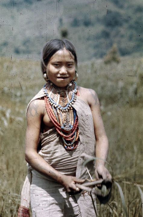 5 Key Tribes of India: Indigenous Cultures & Traditions