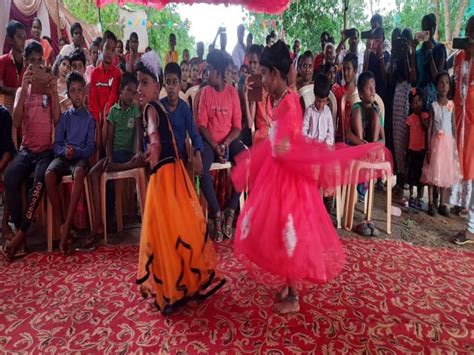 Twenty-sixth Anniversary of Anganwadi Teacher His captivating story is ...