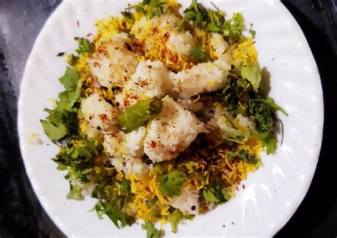 Idli Chat Recipe by Nutan Shah - Cookpad