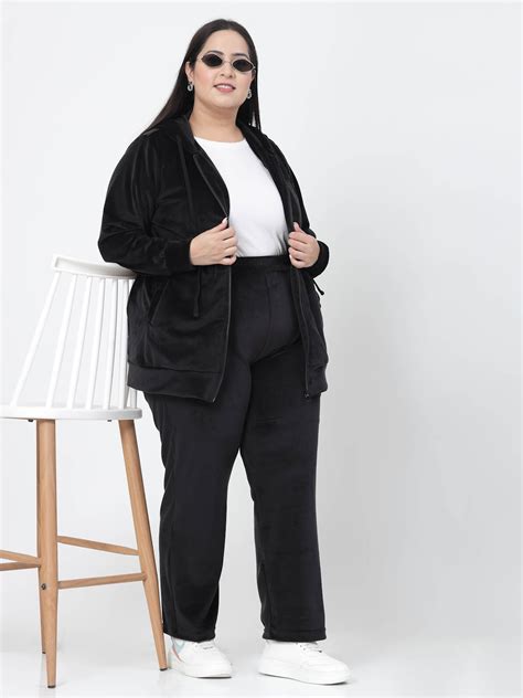 Plus Size Women Hooded Neck Velour Tracksuit
