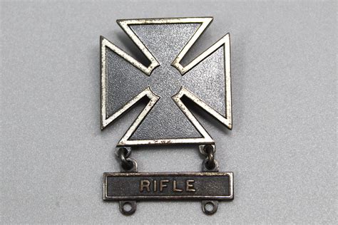 Army Rifle Qual Badges at Gail Key blog
