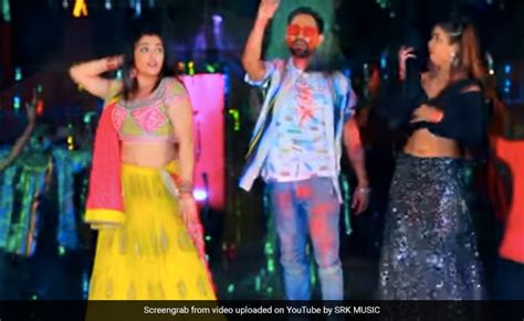 Amrapali Dubey और Nirahua का भोजपुरी होली सॉन्ग पर जबरदस्त डांस, बार ...