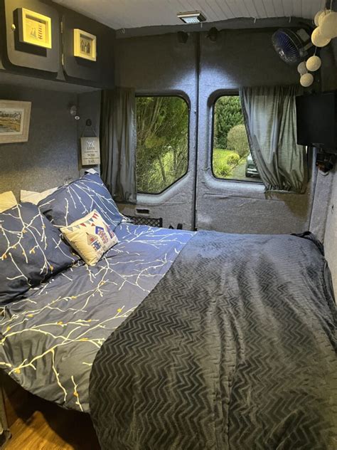 Off-Grid Van 的图像结果