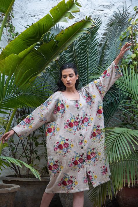 Embroidered Kaftan Jacket – VrisaIndia