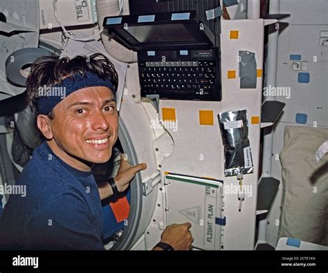 Astronaut franklin chang diaz hi-res stock photography and images - Alamy