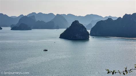 Vịnh Hạ Long: Nơi Rồng Mẹ dừng chân - LEN Journeys
