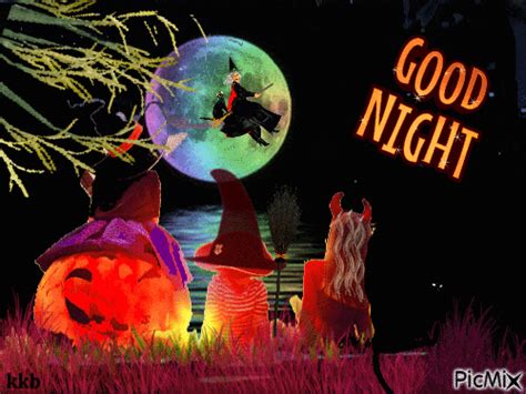 25+ Ghostly Good Night Halloween GIFs for a Frightfully Cozy and Spooky ...