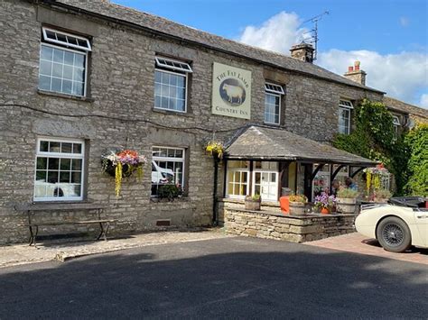 THE FAT LAMB COUNTRY INN (Ravenstonedale) - Inn Reviews, Photos, Rate ...