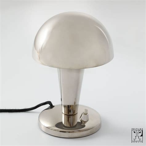 Tisch Lampe Modell "Houbicka" Manufakturarbeit - ZEITLOS – BERLIN