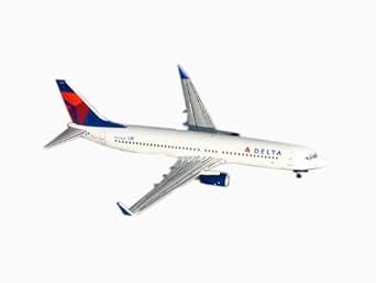 Gemini Jets Delta (New Livery) B737-800(W) 1:400 Scale : Amazon.in ...