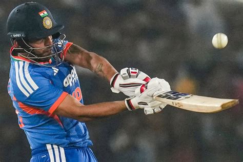 Deep Dasgupta explains why Jitesh Sharma is India's wicket-keeper pick ...