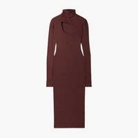 The minimalist’s guide to wearing more color in 2022 | Vogue India