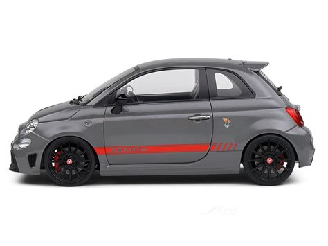 2022 Fiat Abarth 695 XSr Yamaha Edition 1:18 Solido licensed diecast ...