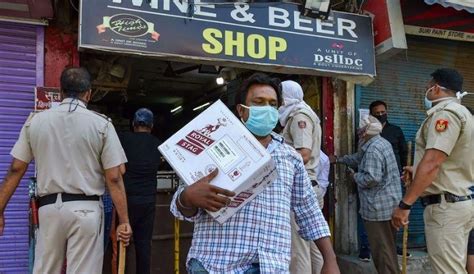 Liquor Shops Re-Open In Haryana | WhatsHot Delhi Ncr