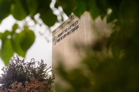 Jury in Pittsburgh Synagogue Shooting Trial Condemns Gunman to Death ...