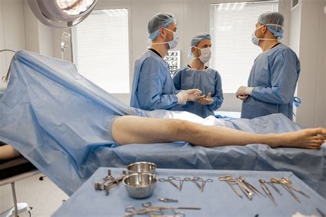 Achilles Tendonitis: Causes, Symptoms, Treatments and Recovery