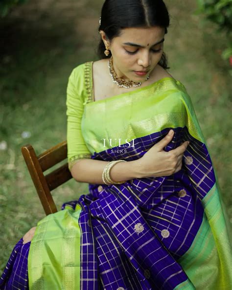 Buy Blue Kanjivaram Silk Saree T683761