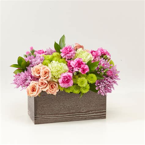 Simple Charm Bouquet - Oak Farms - Flower Outlet Inc