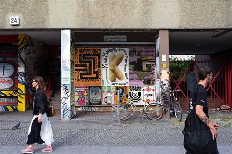 Support Local Poster 的图像结果