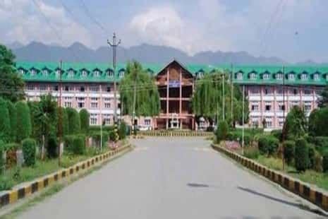 JEE Main NIT Srinagar Expected Cutoff Percentile 2025 | CollegeDekho